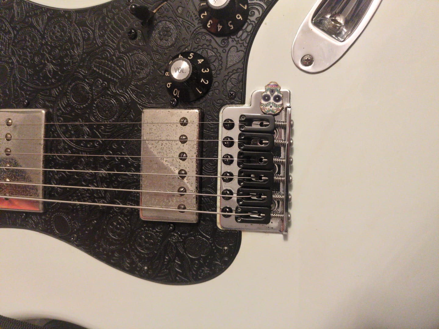 Customer photo review of Vintage Stainless Steel Guitar Saddle (Sold Individually)