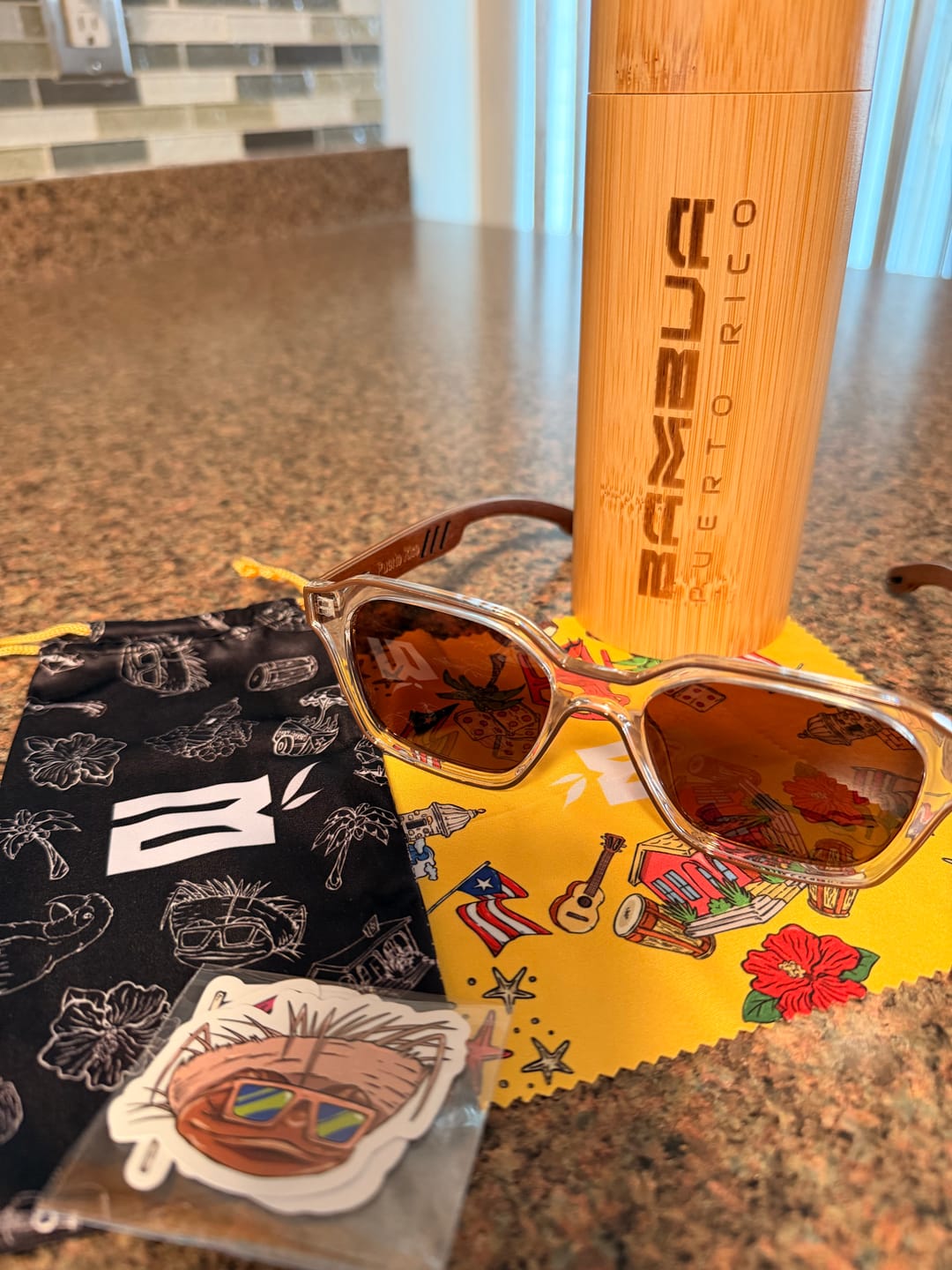 Customer photo review of Caguana Brown