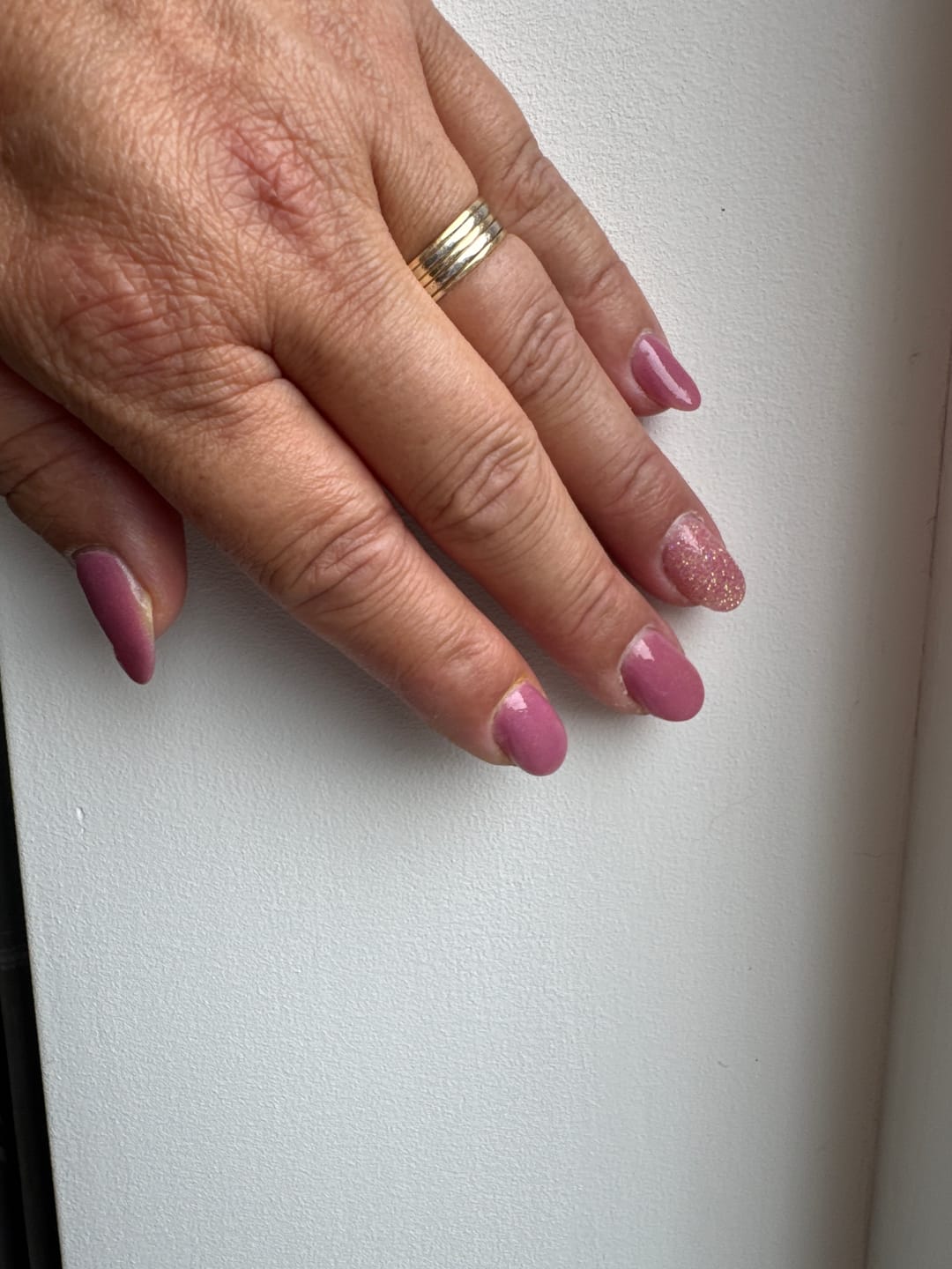 Customer photo review of Mauve Whisper Dipping Powder