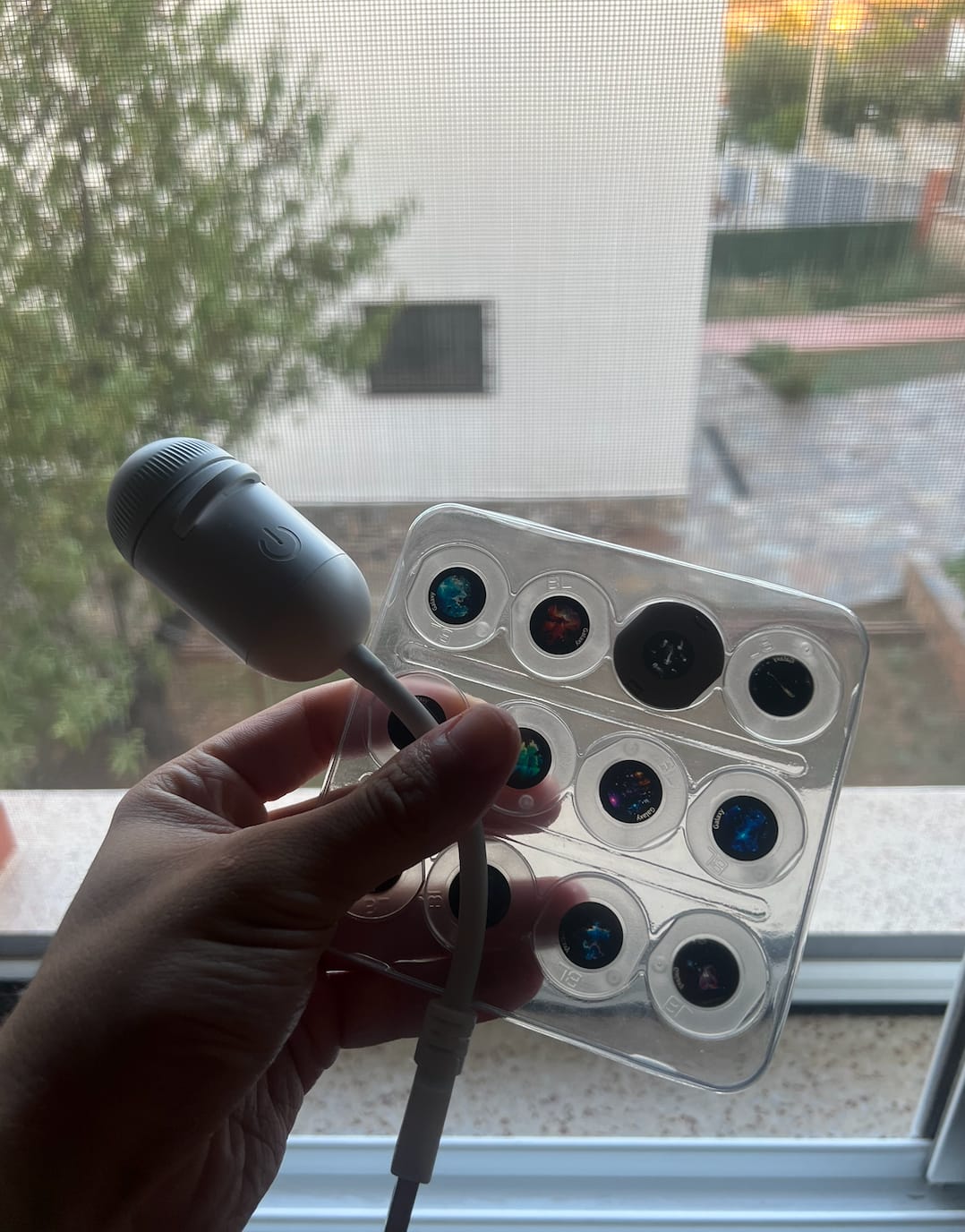 Customer photo review of LumiHaus Proyector de Galaxias con 20 Plantillas