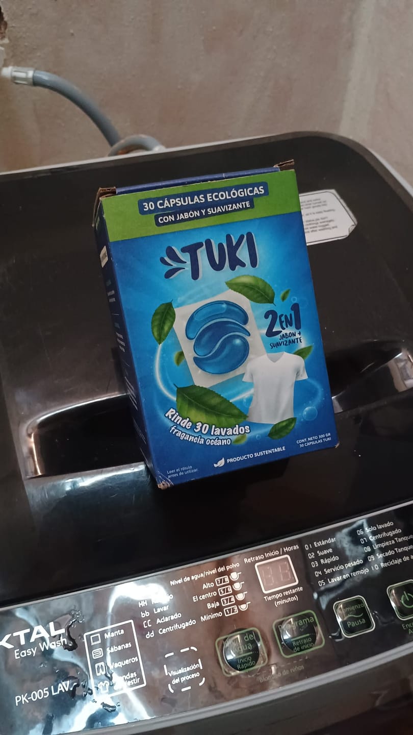 Customer photo review of Capsulas Tuki Ecológicas ♻️ 2en1 con Jabón y Suavizante