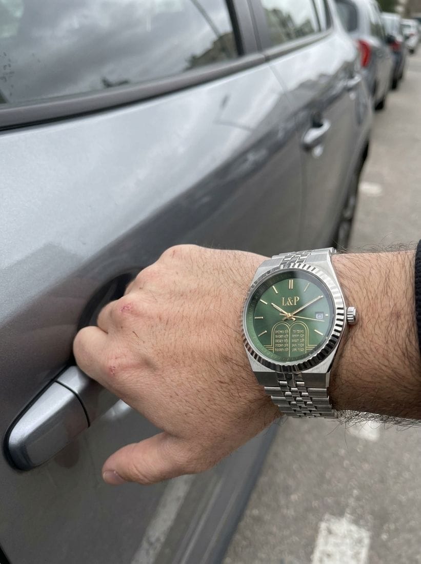 Customer photo review of L&P™ The Decalogue