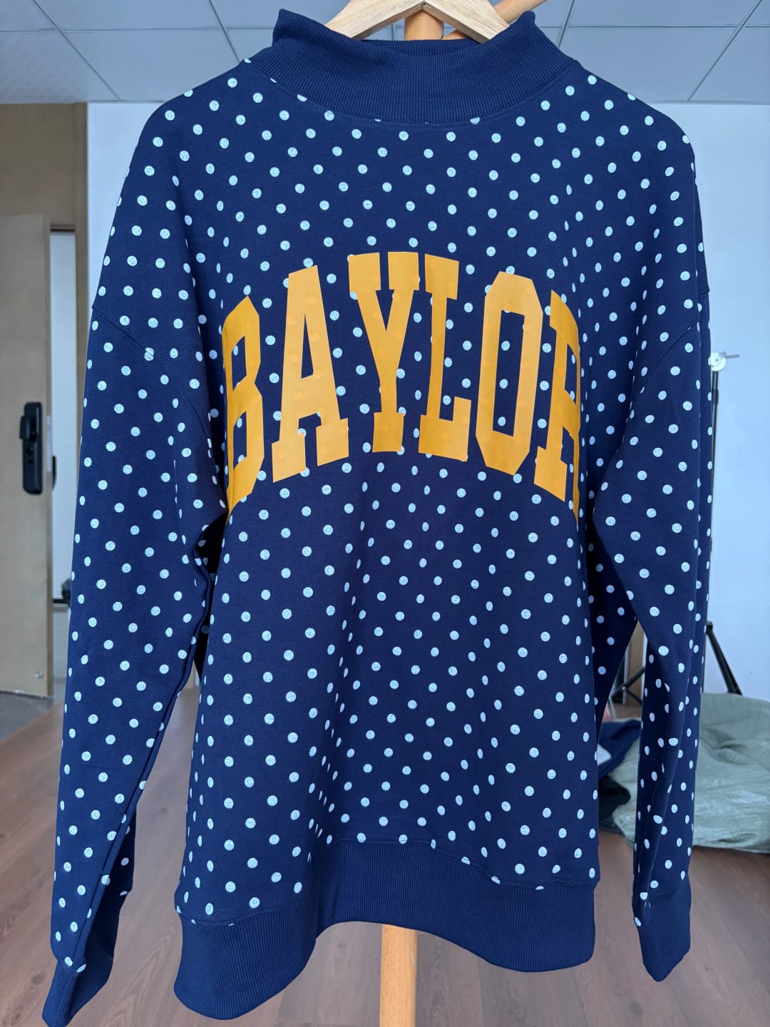 Customer photo review of Custom College Print Team Name Stand-up Collar Polka Dot Sweatshirt | Sports Gifts | Game Day Wear