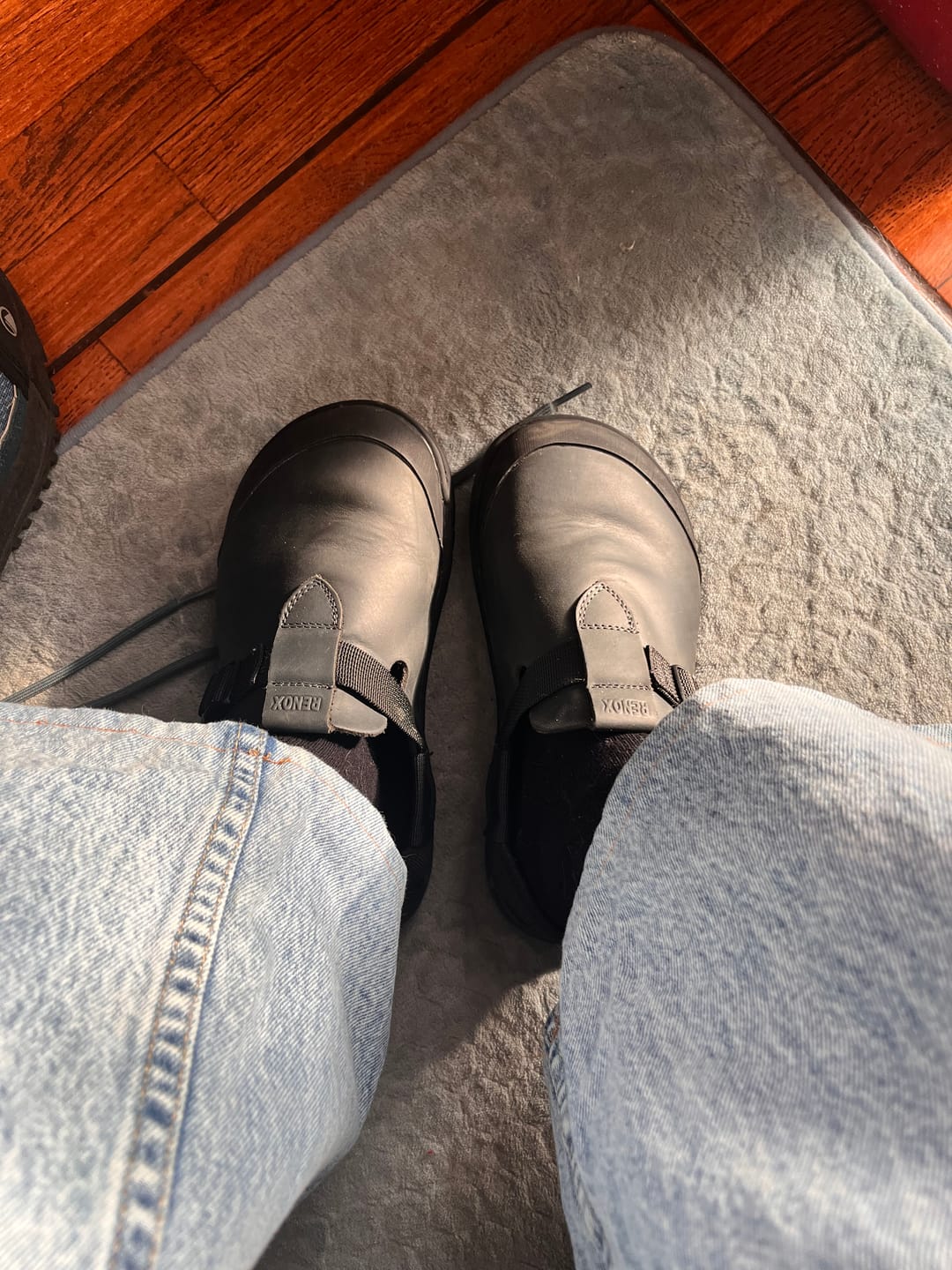 Customer photo review of Zueco Terra Clog Todo Terreno Grafito Unisex