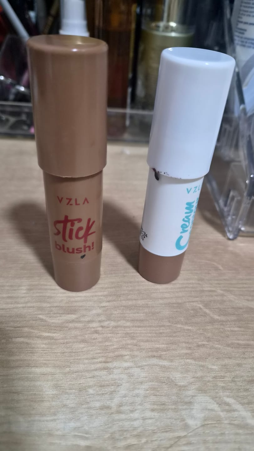 Customer photo review of Cream Contour - Contorno Stick Vizzela