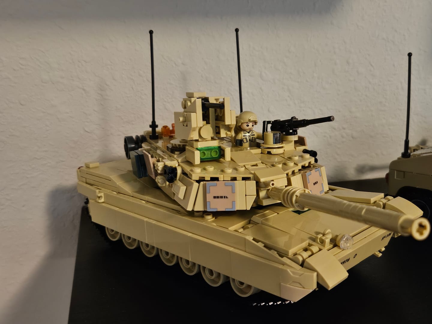 Customer photo review of m1a2 abrams | 781 PCS