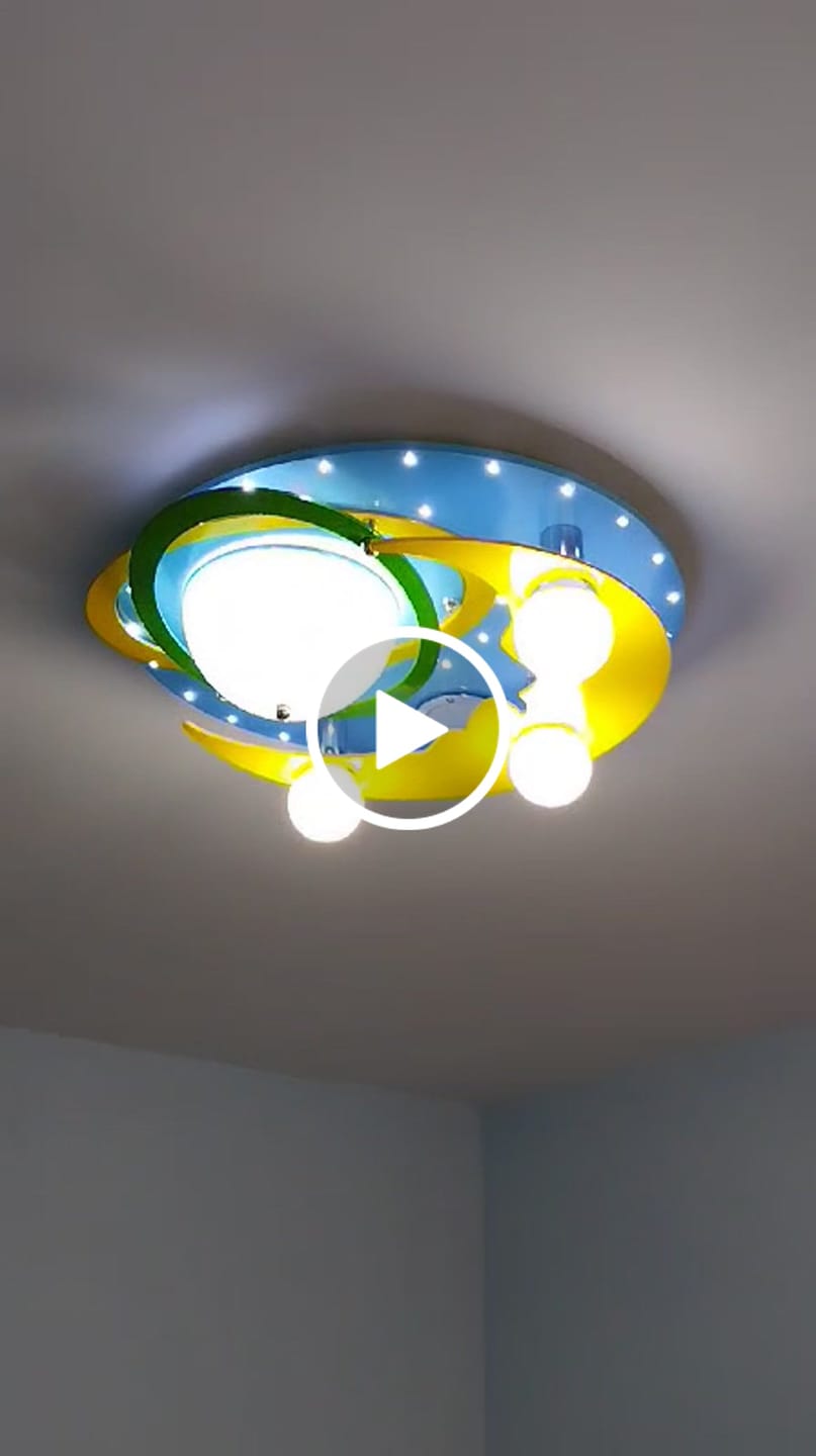 Customer video review of LED осветително тяло 50W EARTH Blue с тонколона и Bluetooth