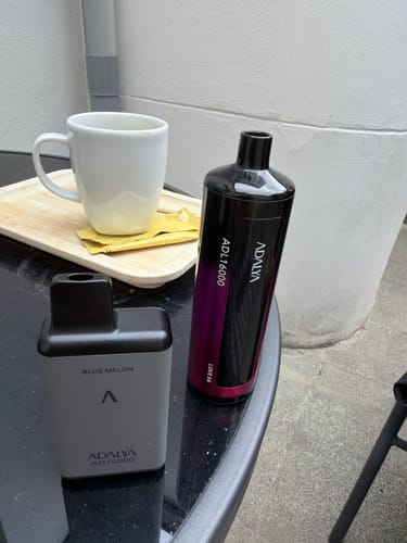Customer photo review of Merry-Mi - Blade 30K - Puff Jetable / Vape Disposable - 5% nicotine