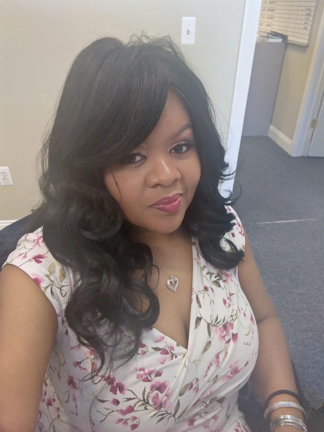 Customer photo review of Outre Perfect Hairline Nueblend Human Hair Blend Glueless Flex-Lace 13x6 Lace Frontal Wig - HHB-BODY WAVE 24"