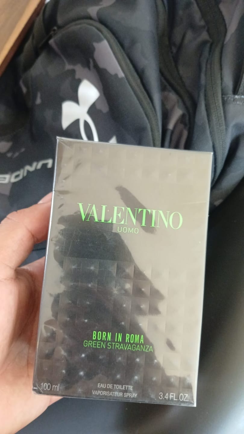 Customer photo review of VALENTINO BORN IN ROMA GREEN STRAVAGANZA 100 ml