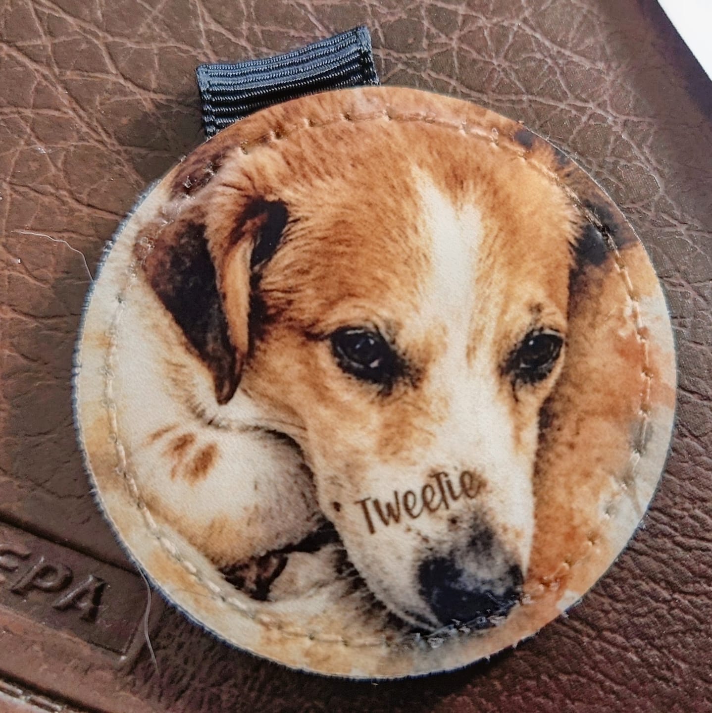 Customer photo review of Personalisierter Schlüsselanhänger - Aquarell Realistisches Porträt