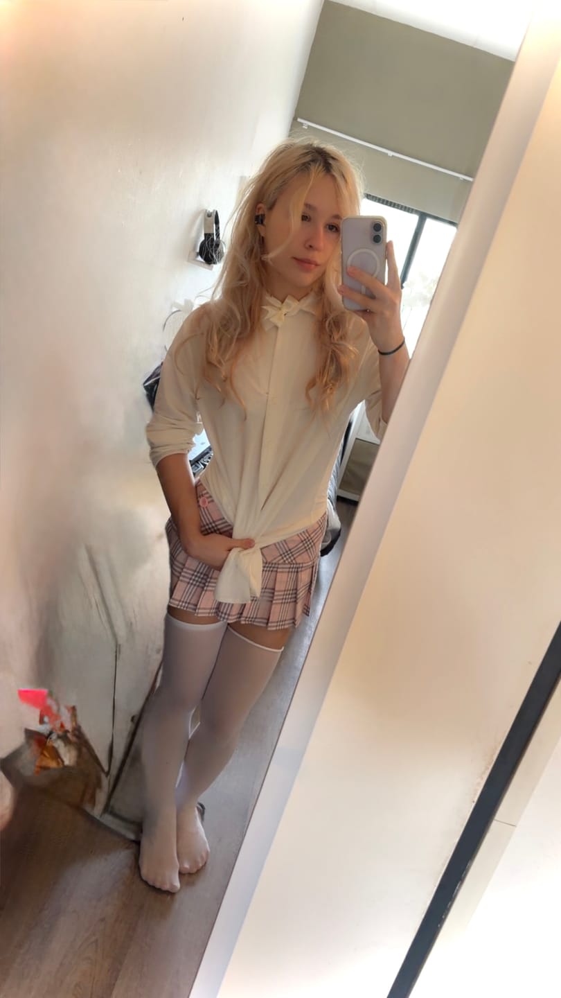Customer photo review of Girly Plaid Pleated Mini Skirt (Pink)