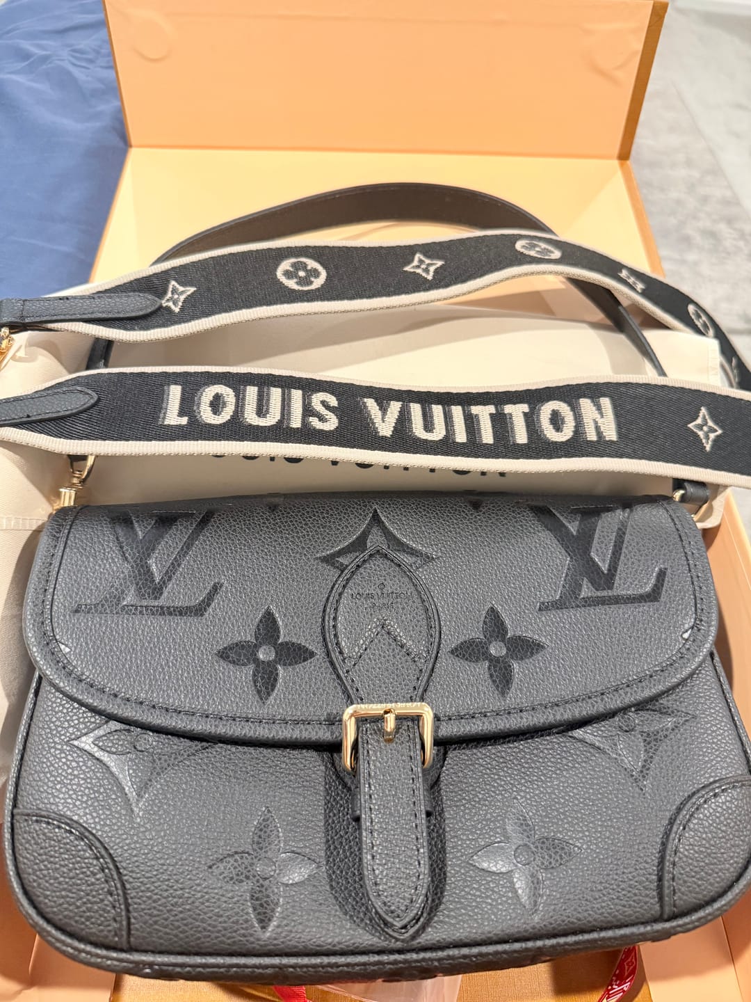 Customer photo review of Serenityll™ 100071 Luxury Bag