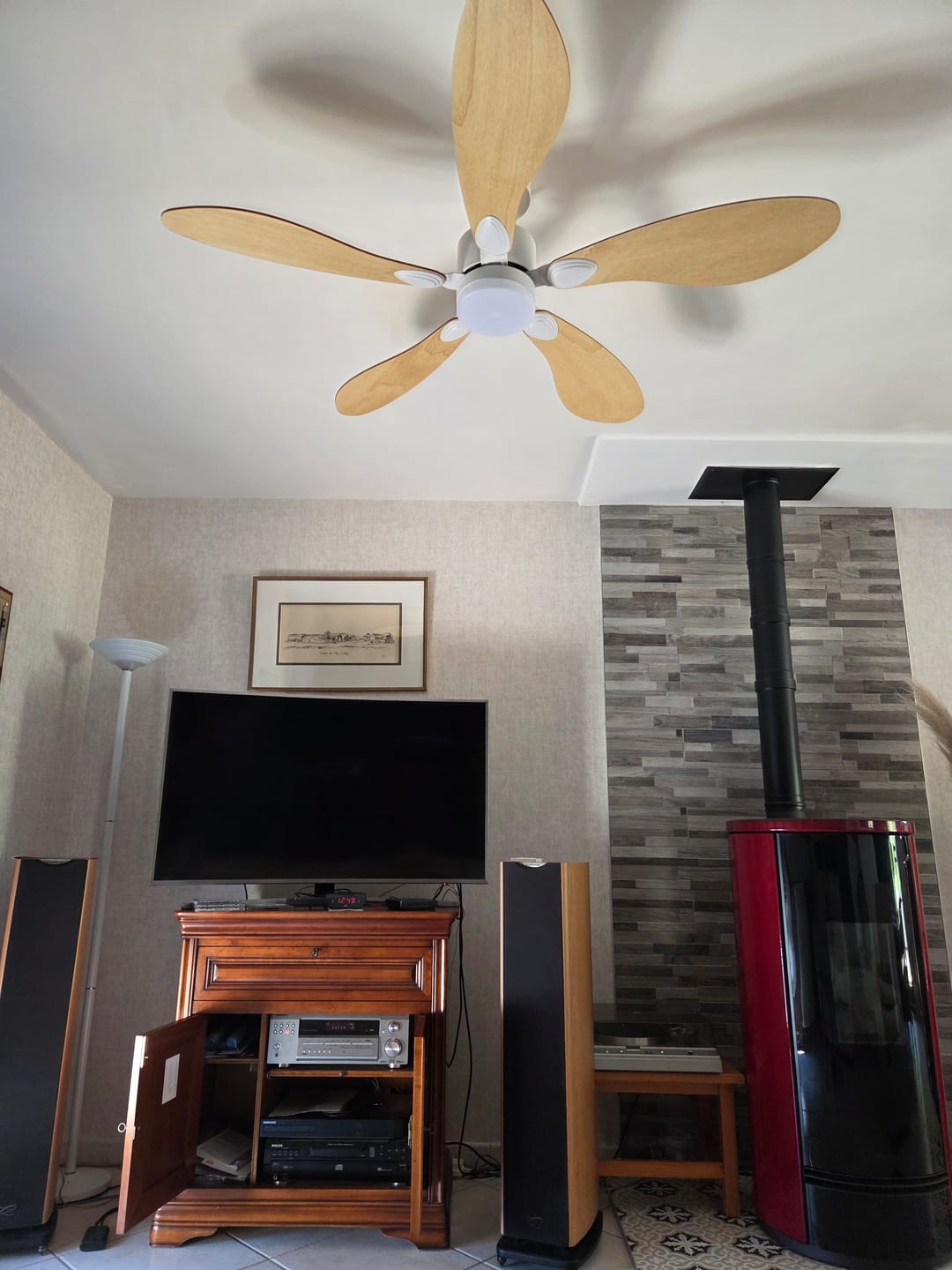 Customer photo review of Libellule teinté Chêne | Ventilateur de plafond