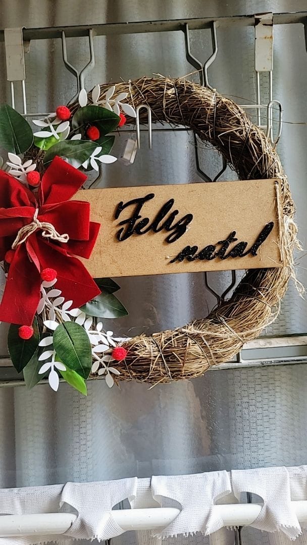 Customer photo review of Guirlanda de Natal Luxo Decorada 30cm para Porta