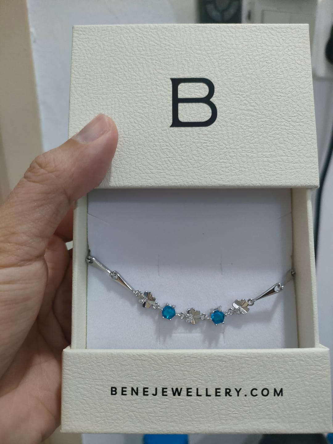 Customer photo review of Ana Clover Bracelet