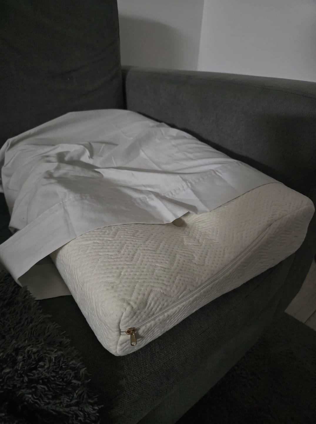 Customer photo review of entrenubes™ | La Almohada Ergonómica Cervical que elimina el Dolor de Cuello, Hombros y Espalda