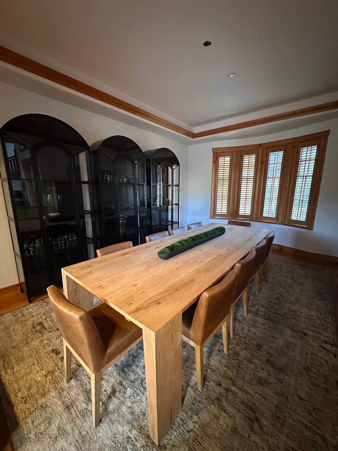 Customer photo review of Preserved Moss Centerpiece – Maintenance Free 40 or 60 Inch Rustic Wood Bowl Table Runner