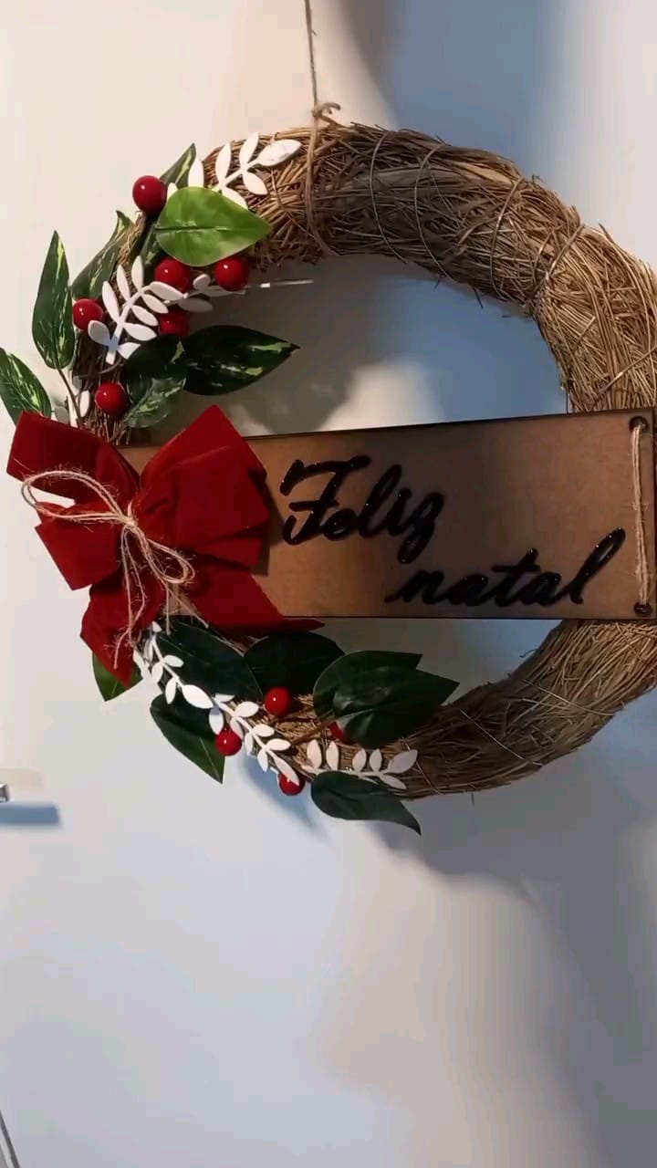 Customer photo review of Guirlanda de Natal Luxo Decorada 30cm para Porta