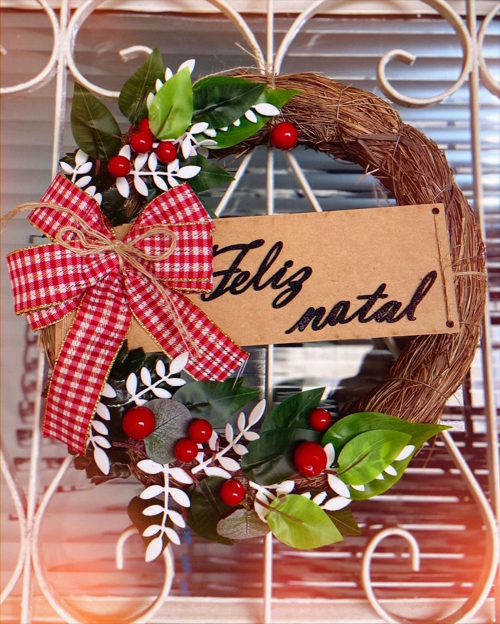 Customer photo review of Guirlanda de Natal Luxo Decorada 30cm para Porta