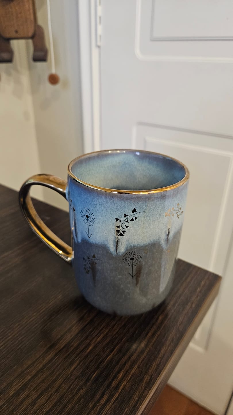 Customer photo review of Mug Bhoro Cerámica Blue Flowers