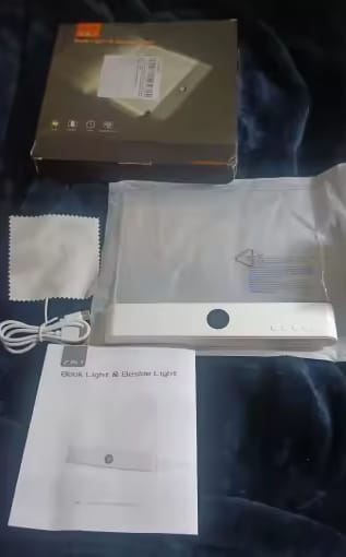 Customer photo review of Luz de Lectura LED 2 en 1 Recargable con Temporizador