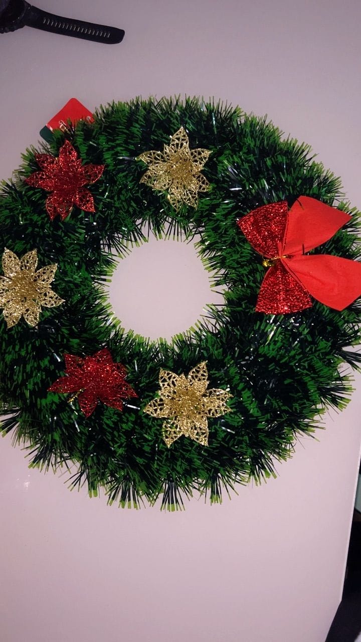 Customer photo review of Guirlanda de Natal Estruturada Decorativa 25cm e 40cm