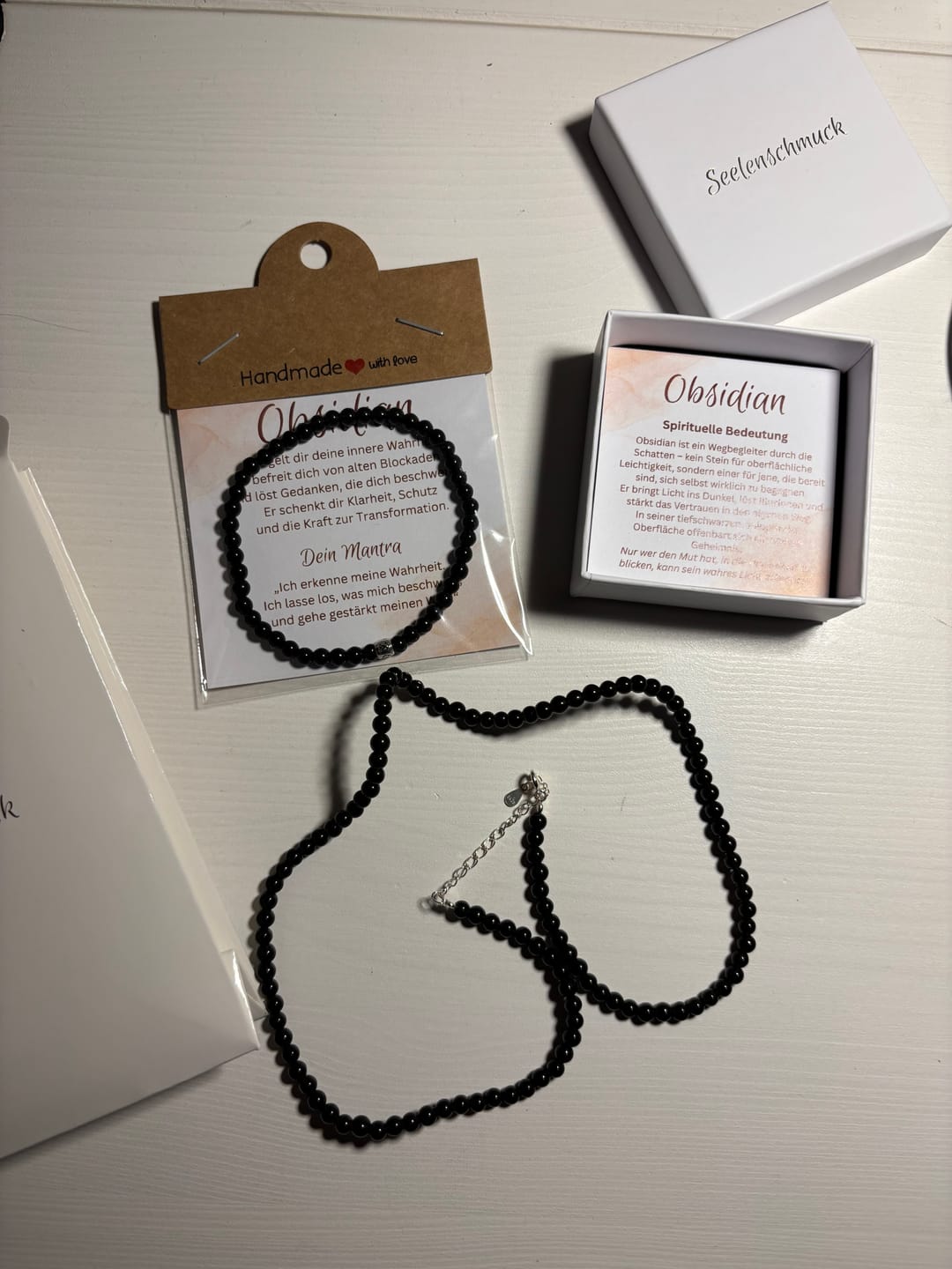 Customer photo review of Obsidian Perlenset - Halskette & Armband