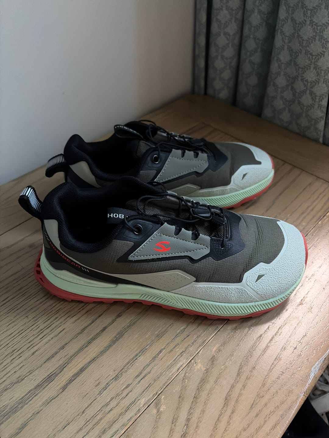 Customer photo review of Stratus - Wide Toe Sneakers