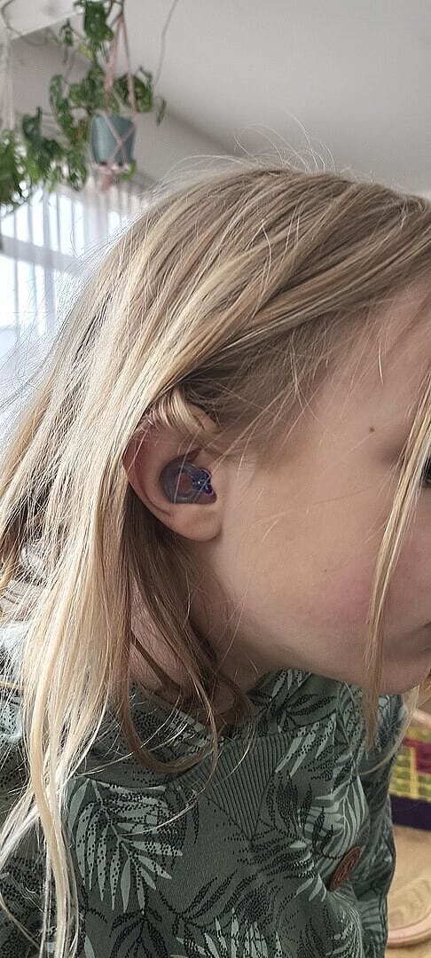 Customer photo review of Loop Engage™ Kids 2