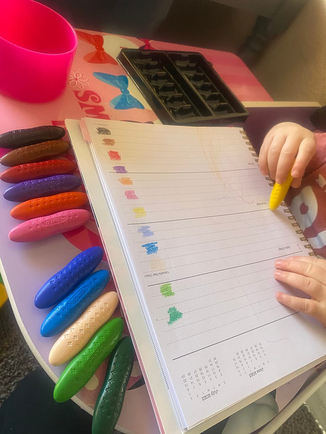 Customer photo review of Peanut Crayons 12 Colors