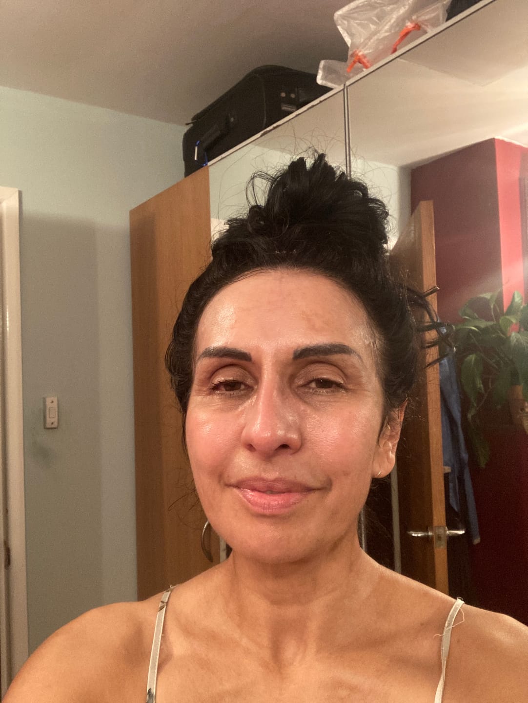 Customer photo review of Supreme Silk Face Cream