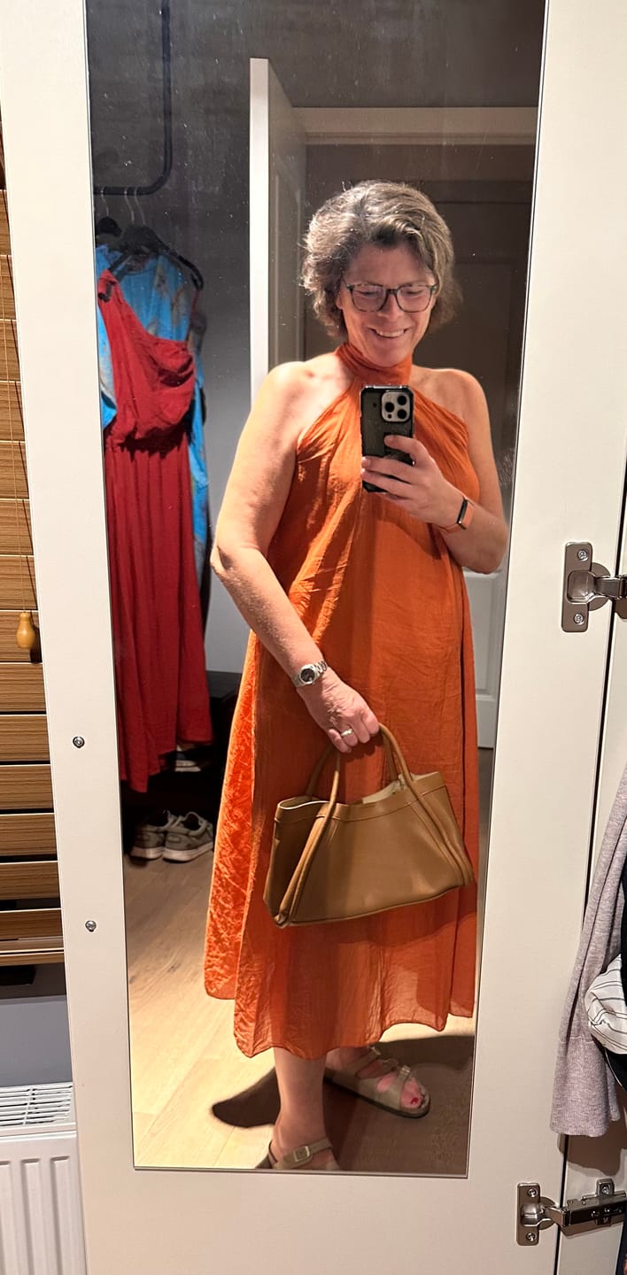 Customer photo review of Classic Handbag / Camel