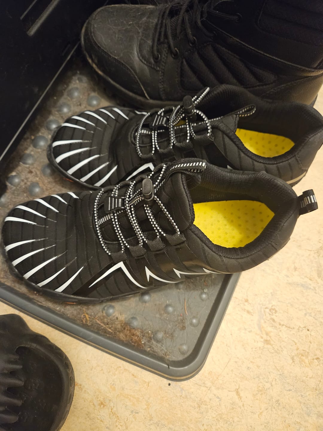 Customer photo review of Trail-Barfussschuh