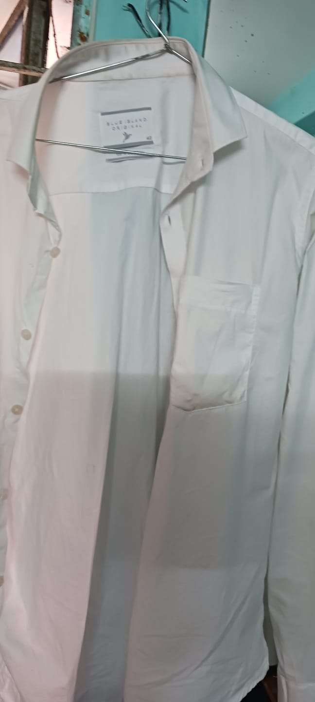 Customer photo review of Bright White Box-Pure White-Stain Proof