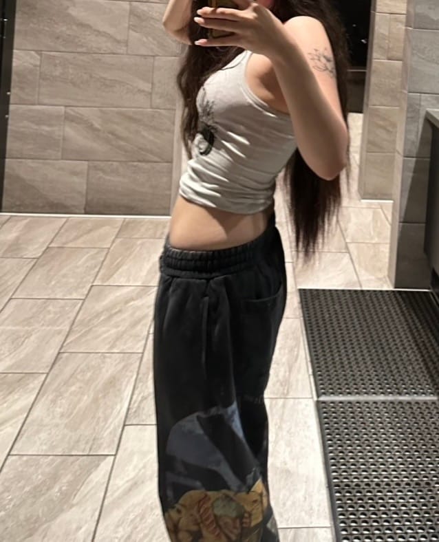 Customer photo review of 2128 - AOT©  x YLA Baggy Joggers