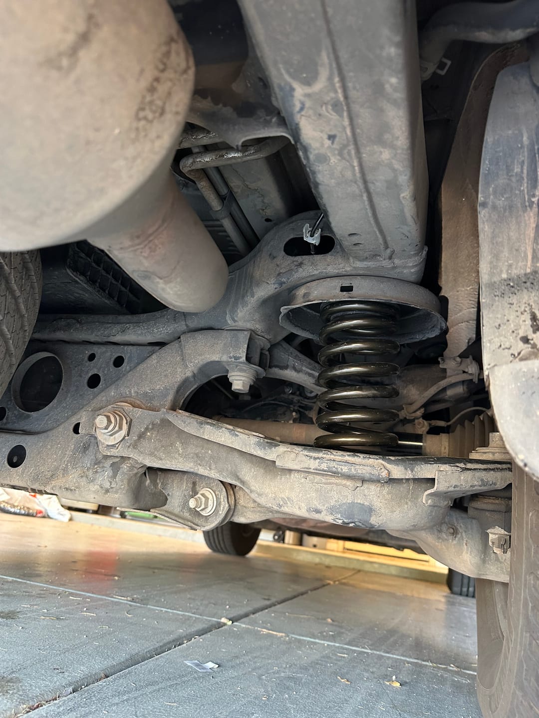 Customer photo review of 2008-2022 Toyota Sequoia Rear Air Suspension Conversion/Delete Kit (TR3RB)