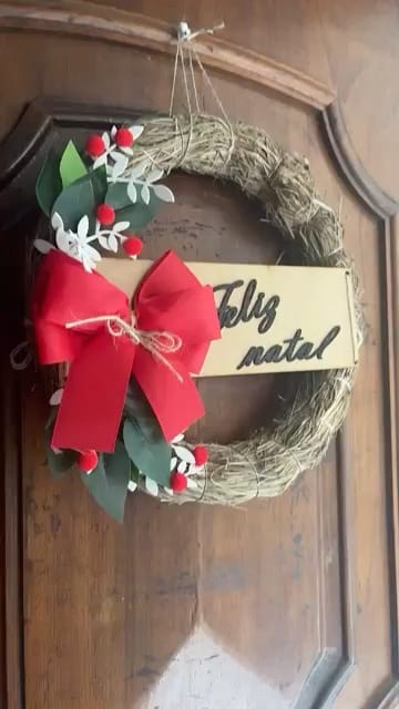 Customer photo review of Guirlanda de Natal Luxo Decorada 30cm para Porta