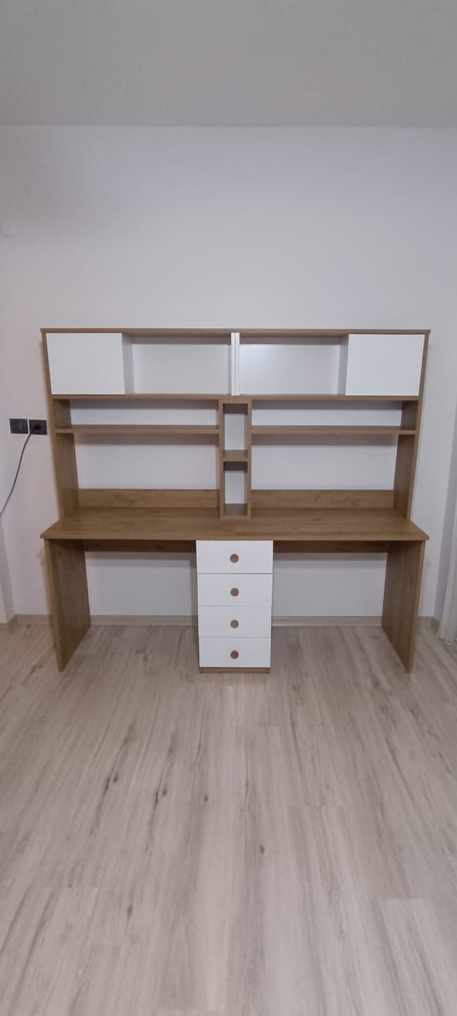 Customer photo review of Rani HA130 İki Kişilik Raflı 2 Kapaklı 4 Çekmeceli Çalışma Ofis Bilgisayar Masası Sepet Ceviz - Beyaz
