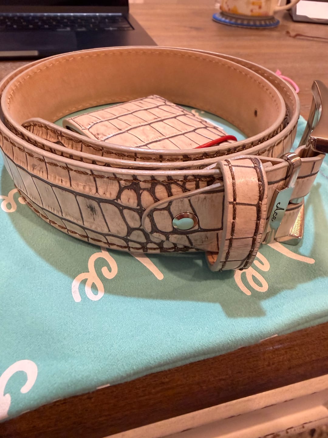 Customer photo review of BONE ALLIGATOR BELT