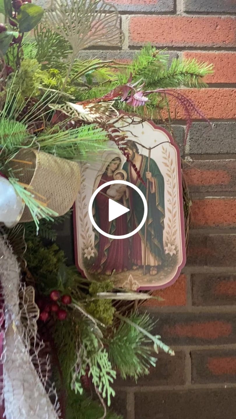 Customer video review of Holy Family Christmas Sign, DBJ-W-0004, 12in Sign For Wreath, Wood Wreath Sign