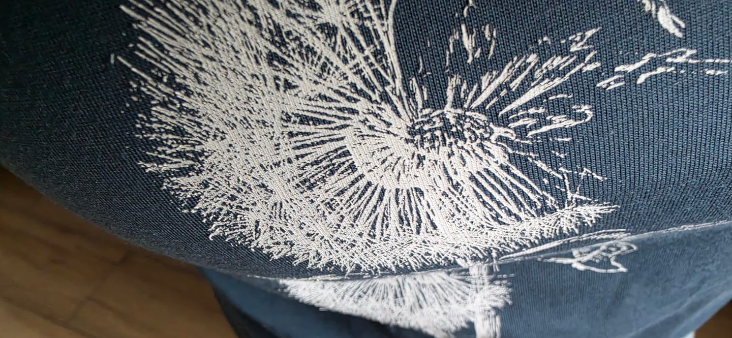 Customer photo review of Pusteblume Möwen · Damen Premium Signature Bio T-Shirt