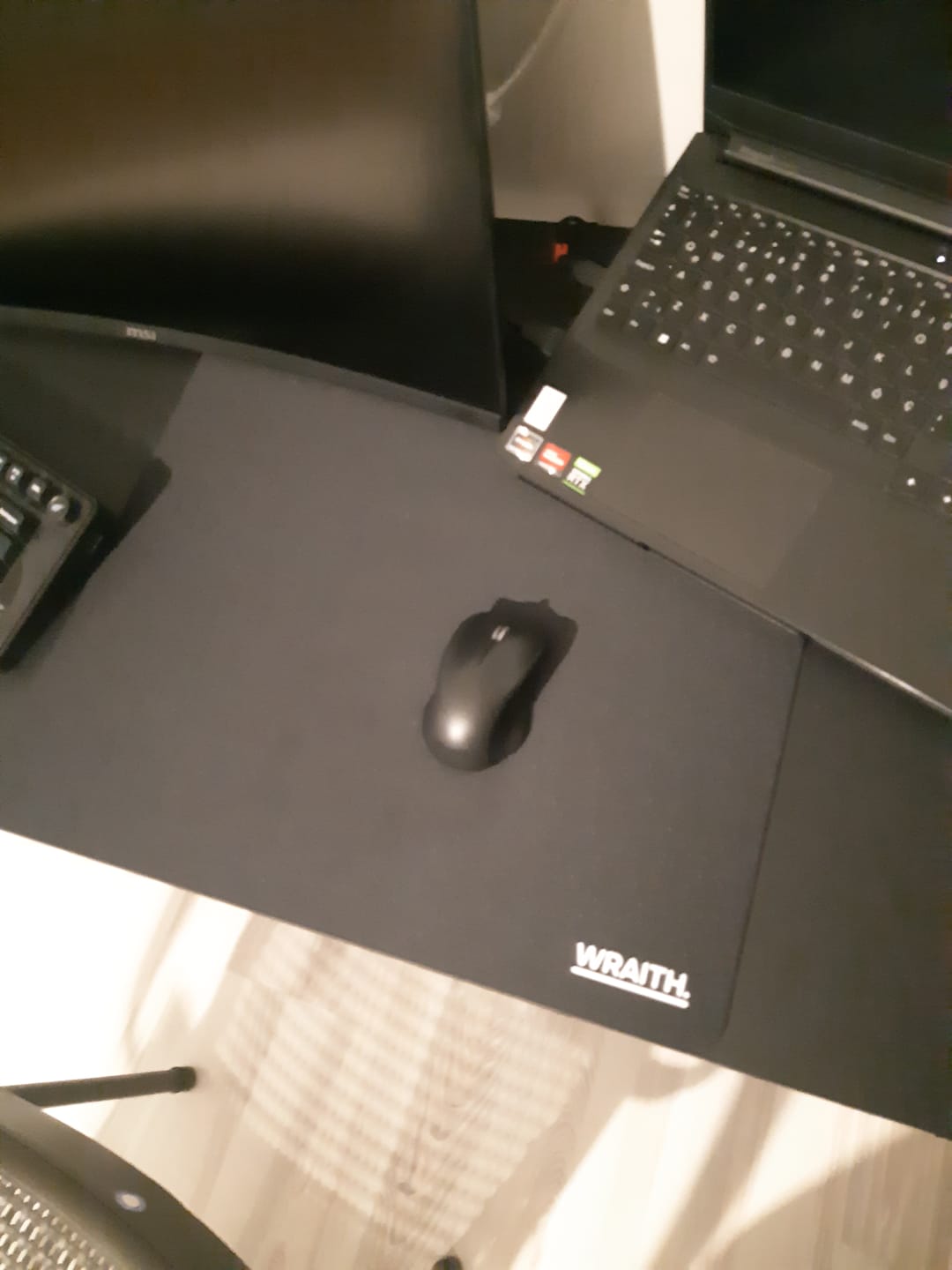Customer photo review of Wraith Blade X Semi-Hard Mousepad