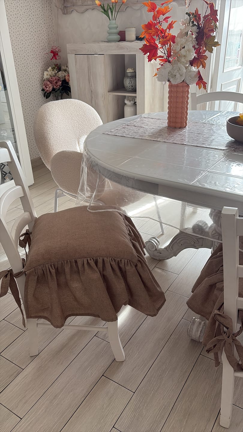 Customer photo review of Cuscini per Sedie Tinta Unita con Volant Beige