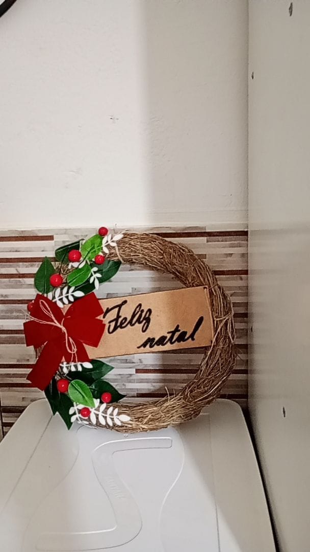 Customer photo review of Guirlanda de Natal Luxo Decorada 30cm para Porta