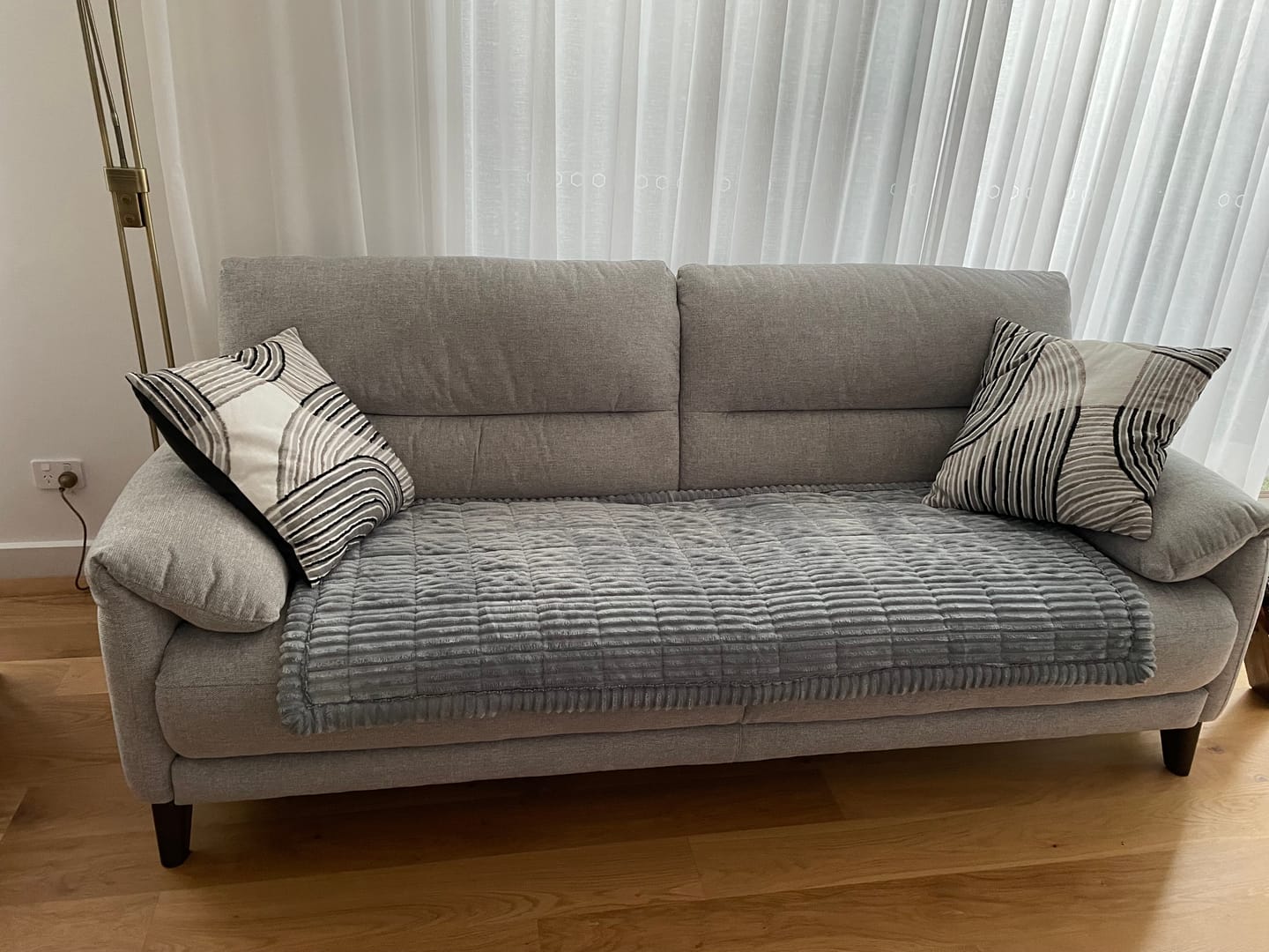Customer photo review of Cosy Couch - Couch Cover