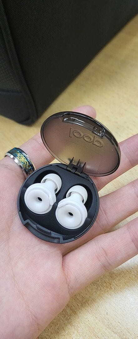 Customer photo review of Foam Ear tips + Loop Mute