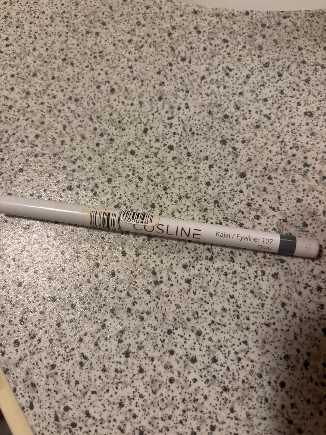 Customer photo review of 107 - Kajal / Eyeliner Grau