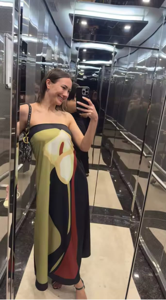 Customer photo review of Vestido Tubo Plisado Fruncido sin Tirantes