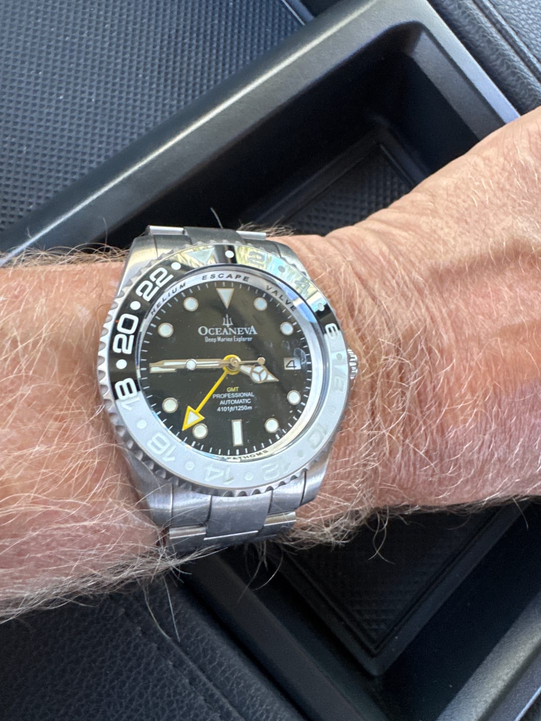 Customer photo review of Oceaneva Men's GMT TITANIUM Automatic Deep Marine Explorer 1250M Black & White Ceramic Bezel Watch